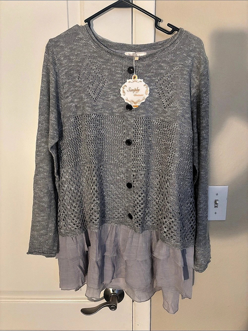 Women’s Simply Couture Gray Layered Long Sleeve Top Size Small NWT